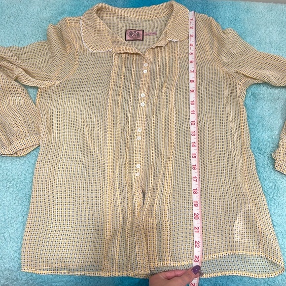 🔥Juicy Couture Sheer Silk  Button-Up Blouse🔥 - Picture 4 of 6